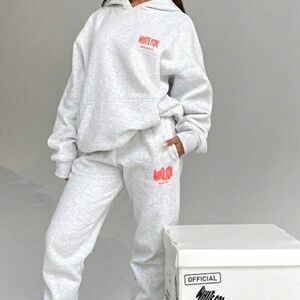 White Fox Archive 6.0 CLOUDBURST Sweatpant Set Size XL NWT